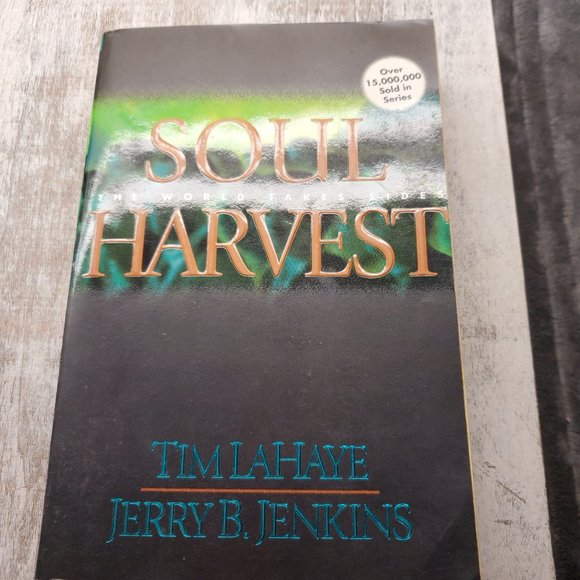 Books Soul Harvest The World Takes Sides - Picture 1 of 4